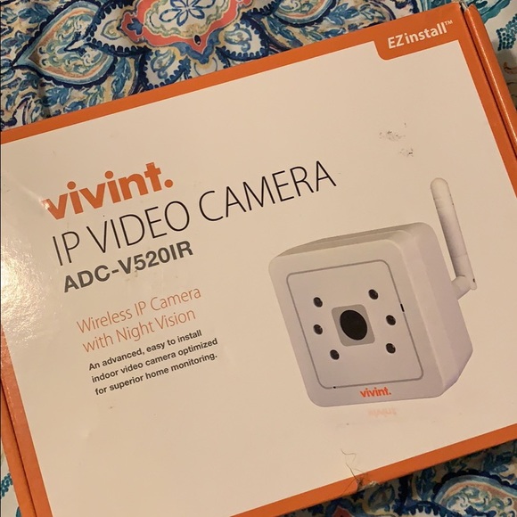 Vivint Indoor camera - Picture 1 of 2